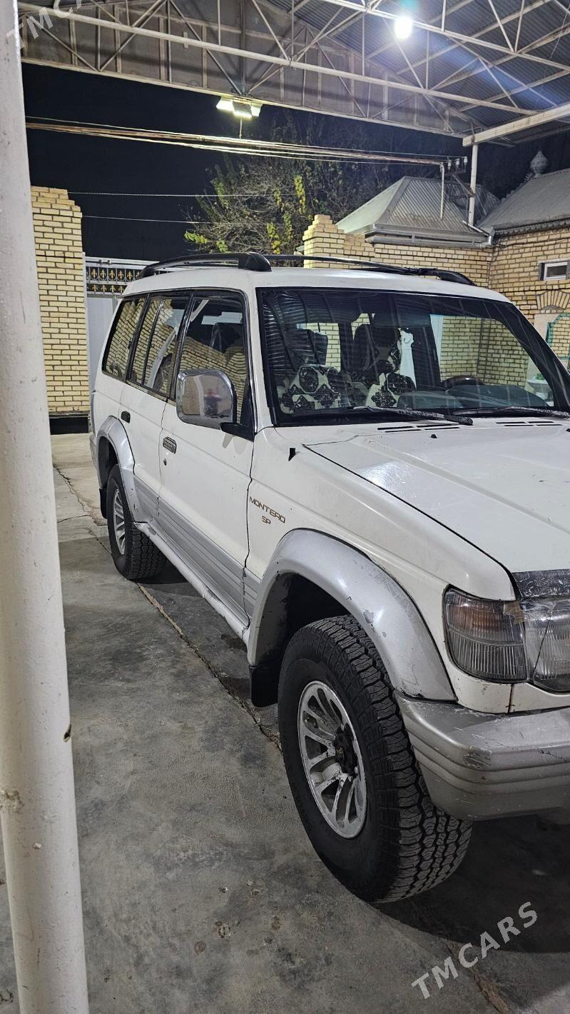 Mitsubishi Montero 1998 - 70 000 TMT - Мары - img 3