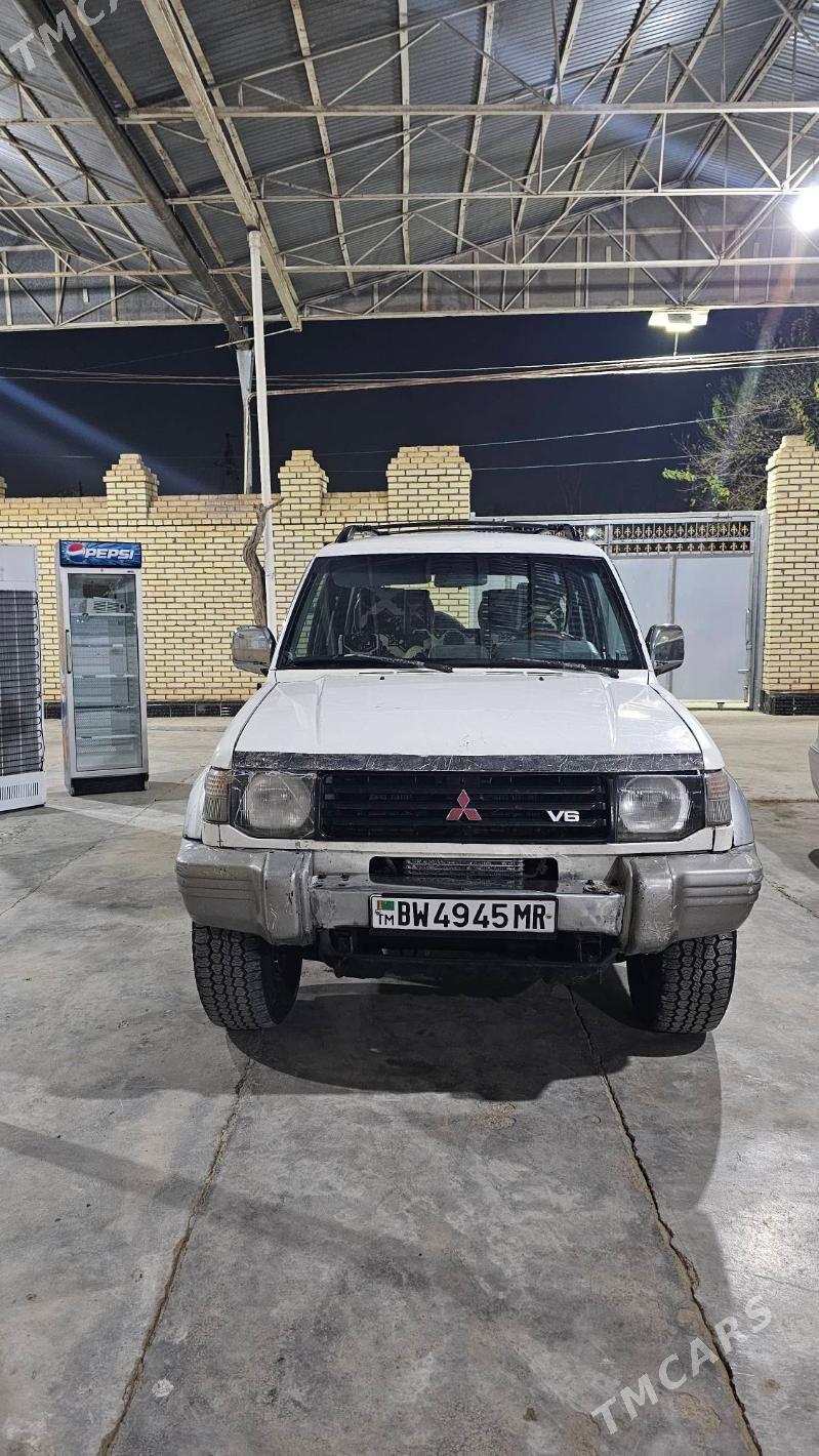 Mitsubishi Montero 1998 - 70 000 TMT - Мары - img 1