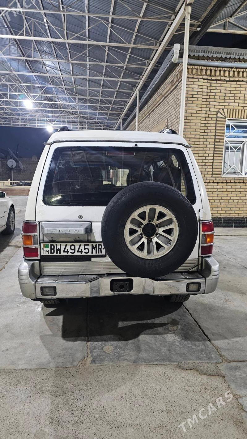 Mitsubishi Montero 1998 - 70 000 TMT - Мары - img 4