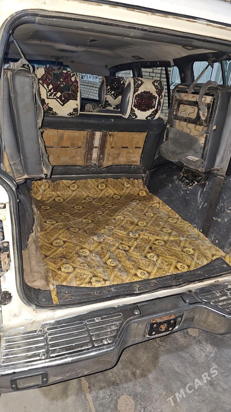 Mitsubishi Montero 1998 - 70 000 TMT - Мары - img 7