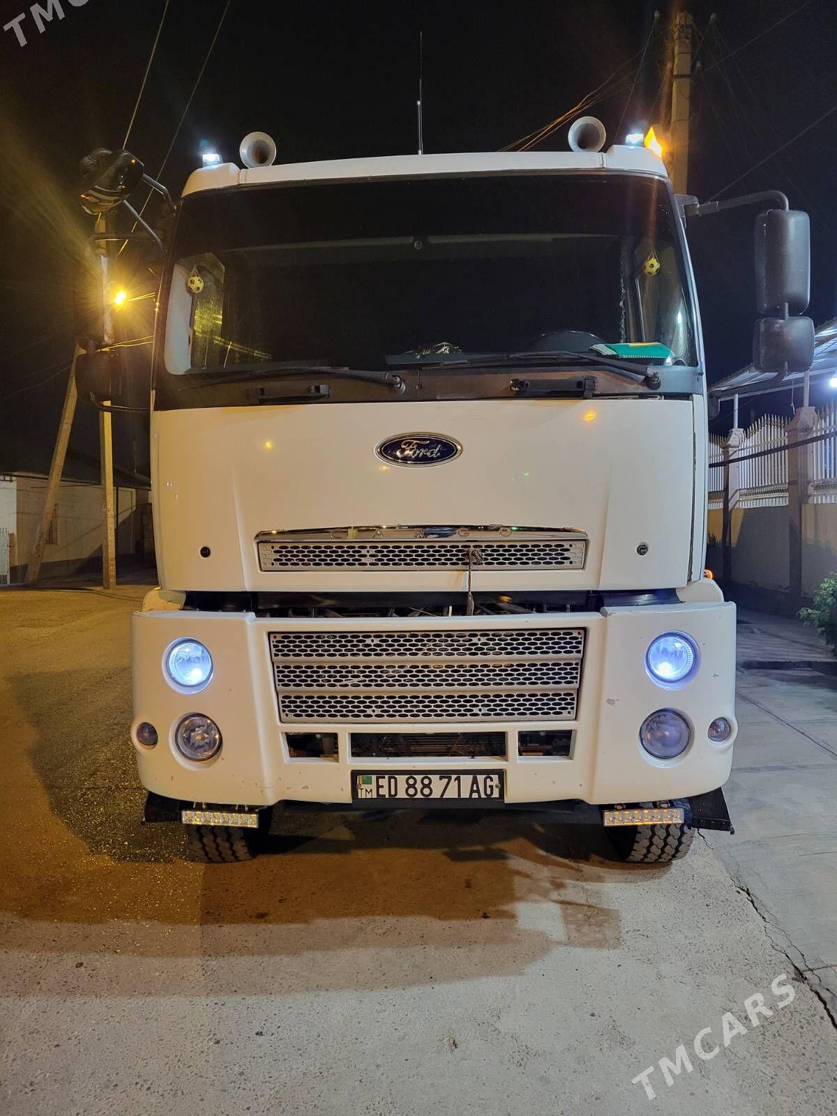 Ford Cargo 3535D 2013 - 570 000 TMT - Bagyr - img 2