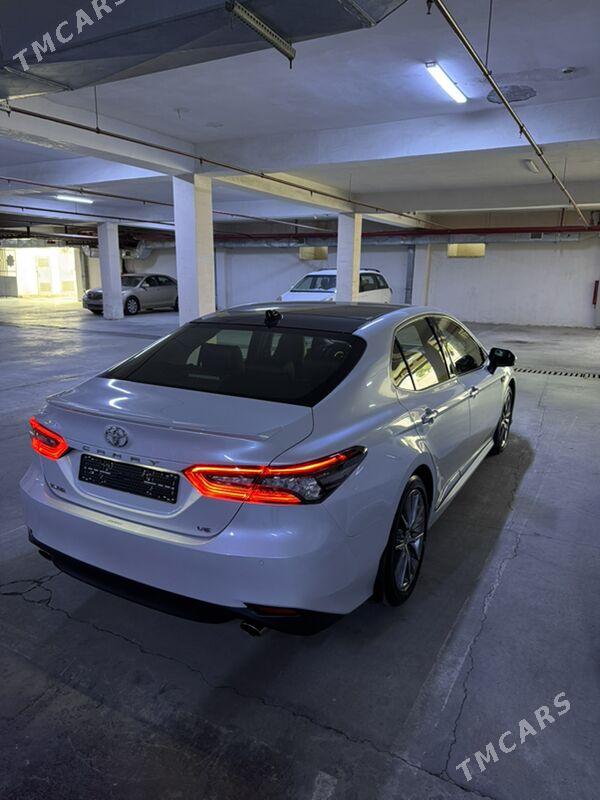 Toyota Camry 2022 - 615 000 TMT - Ашхабад - img 2