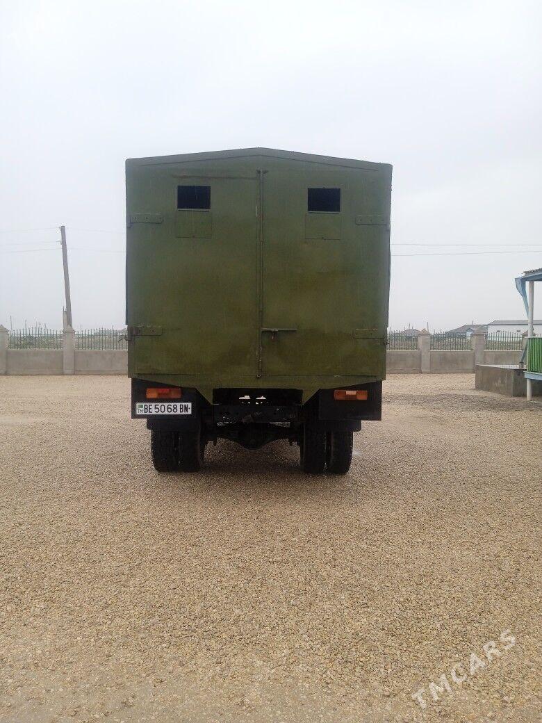 Zil 130 1980 - 60 000 TMT - Esenguly - img 3