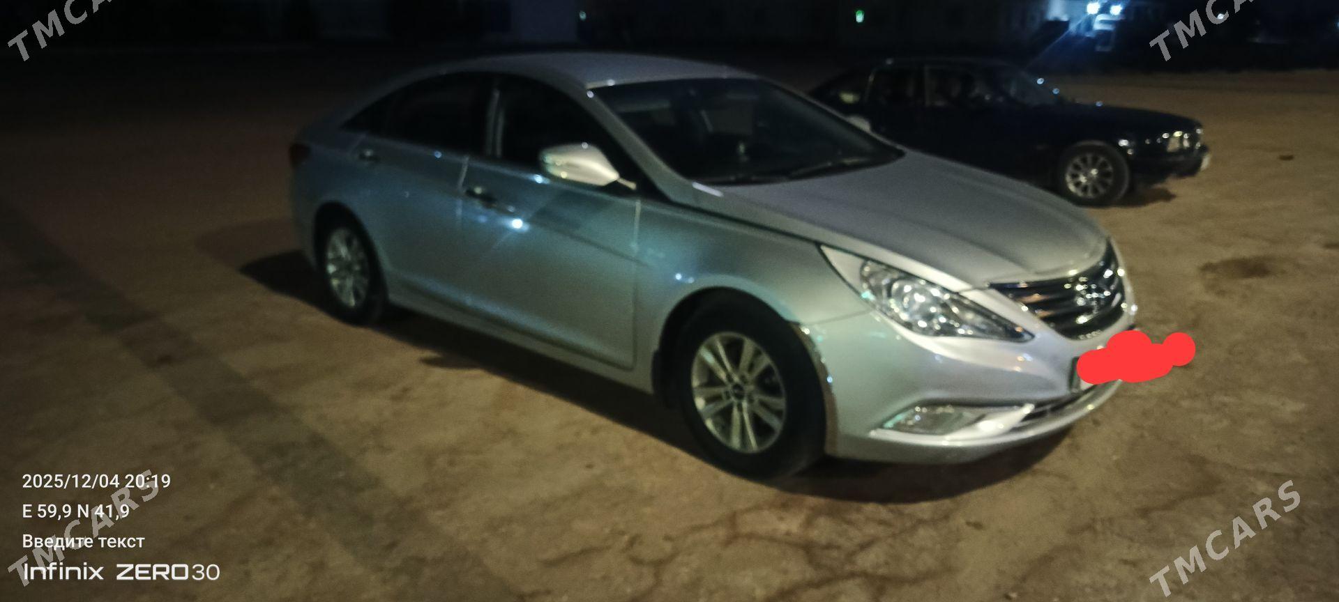 Hyundai Sonata 2012 - 135 000 TMT - Дашогуз - img 2
