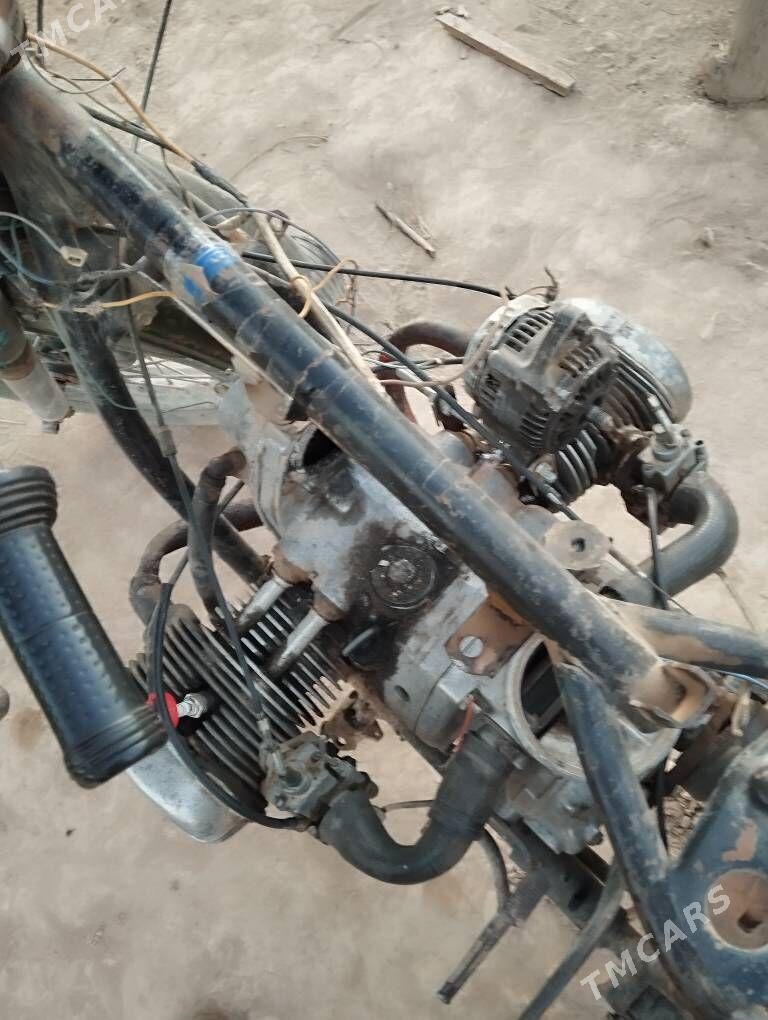 Ural 5557 2009 - 4 000 TMT - Саят - img 3