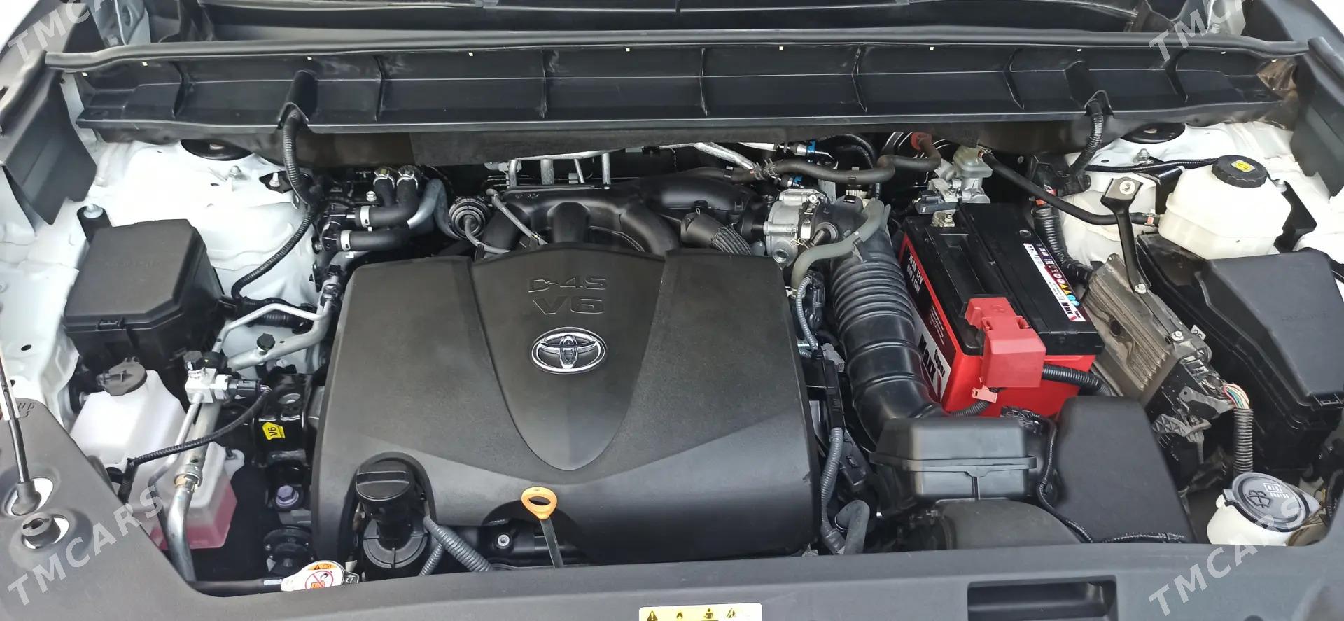 Toyota Highlander 2022 - 580 000 TMT - Туркменабат - img 4