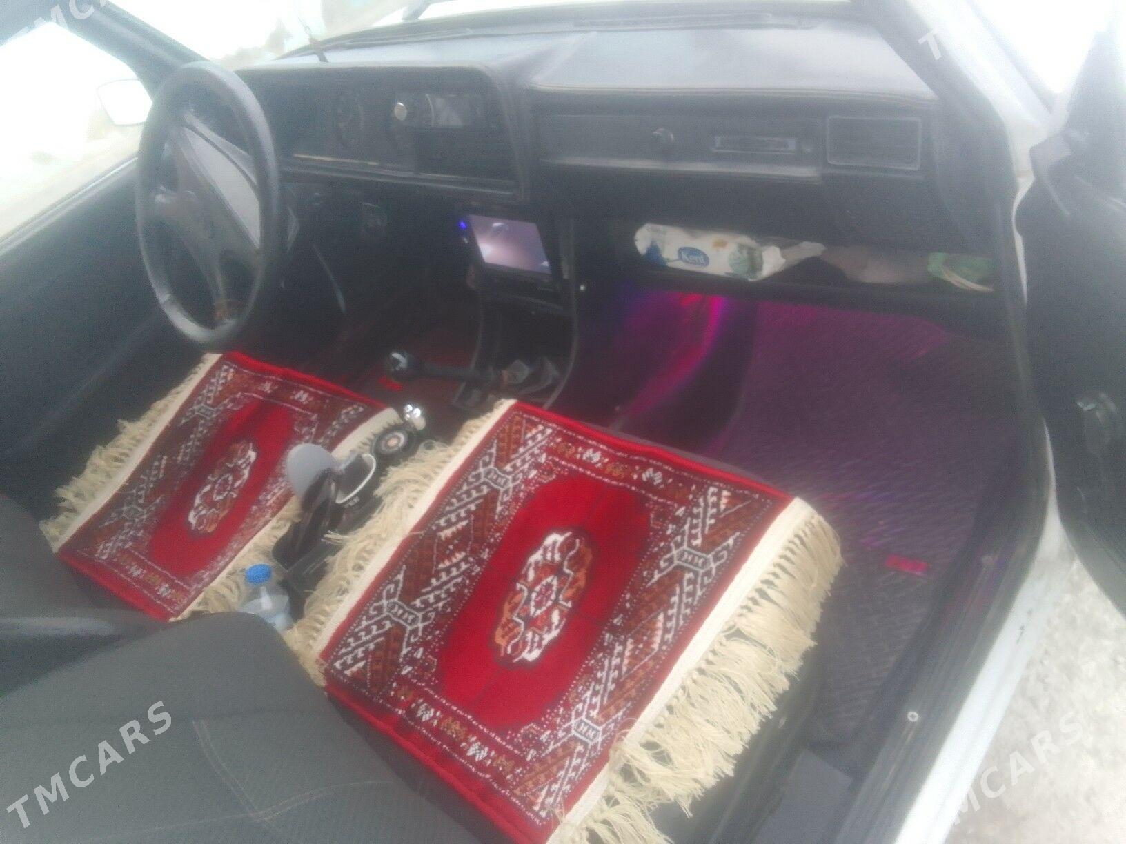 Lada 2107 1999 - 40 000 TMT - Бахарден - img 4