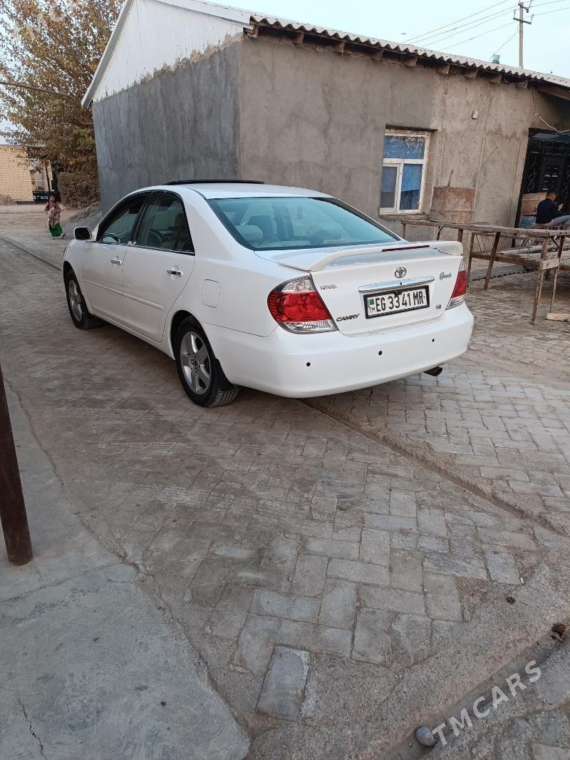 Toyota Camry 2002 - 165 000 TMT - Байрамали - img 2
