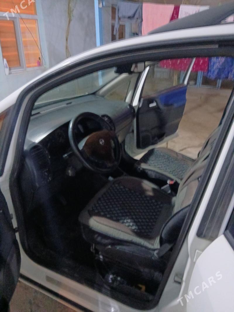 Opel Zafira 2002 - 100 000 TMT - Хитровка - img 3