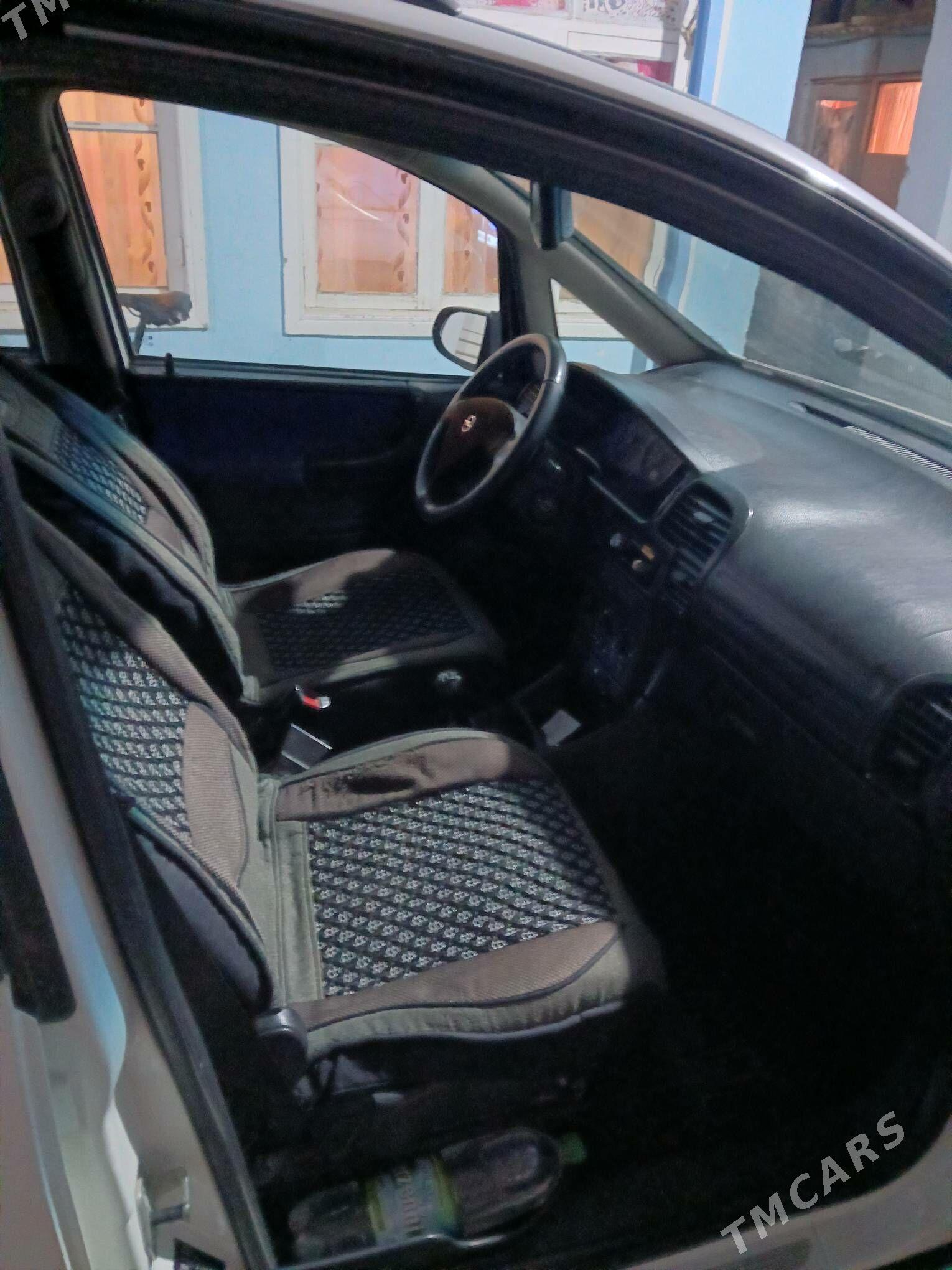Opel Zafira 2002 - 100 000 TMT - Хитровка - img 4