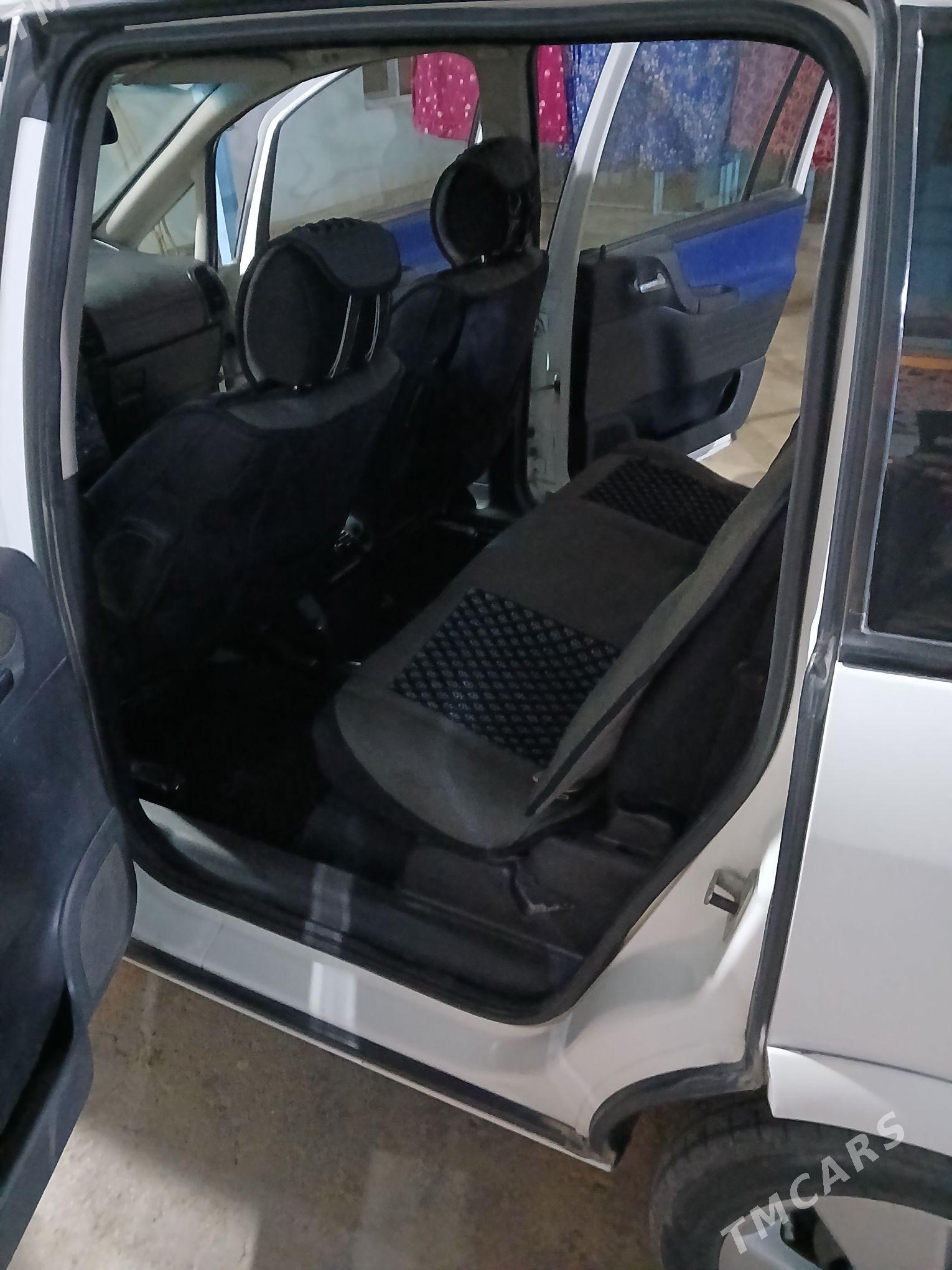 Opel Zafira 2002 - 100 000 TMT - Хитровка - img 2