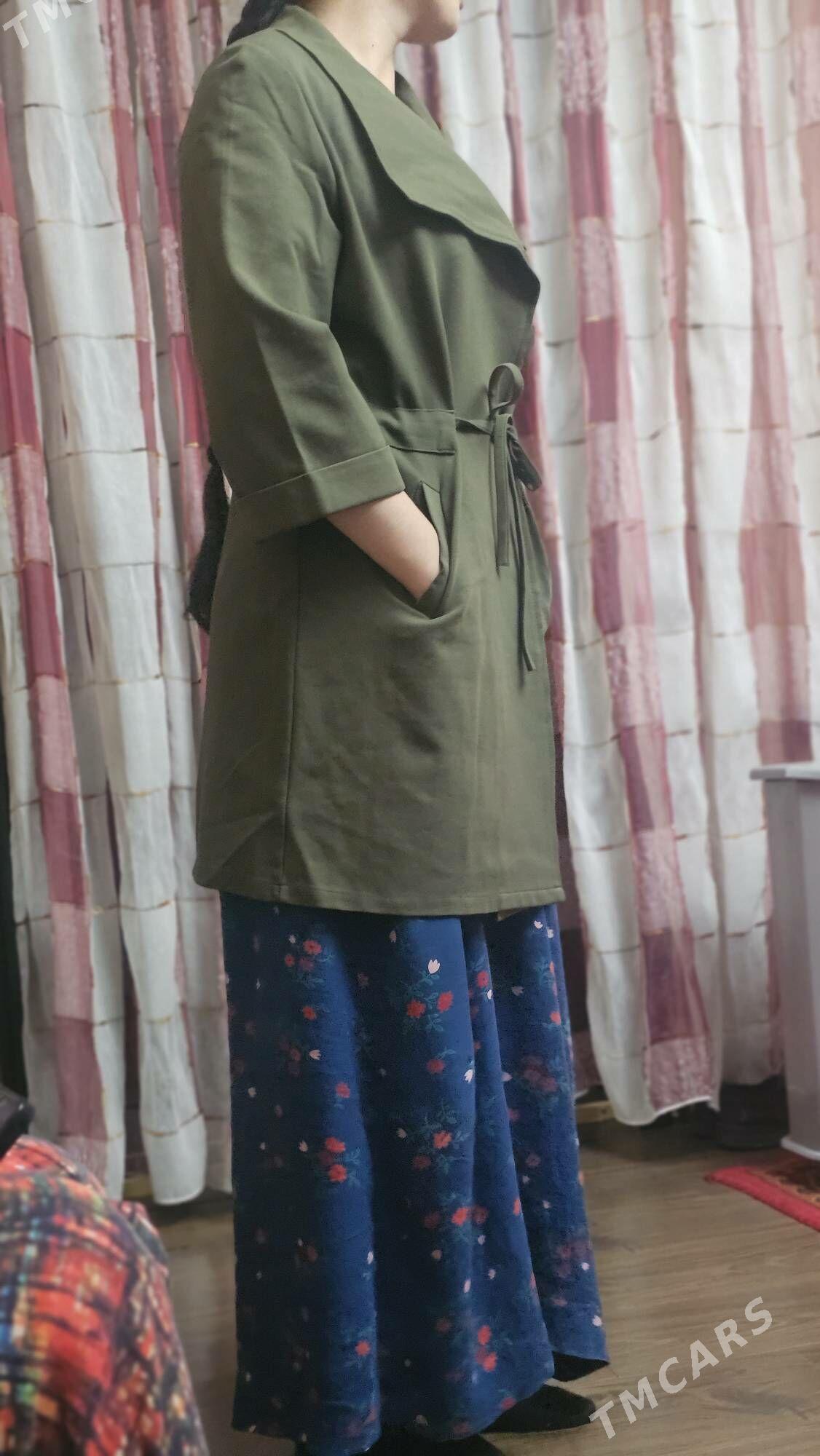 kostiyum žempir - Hitrowka - img 1