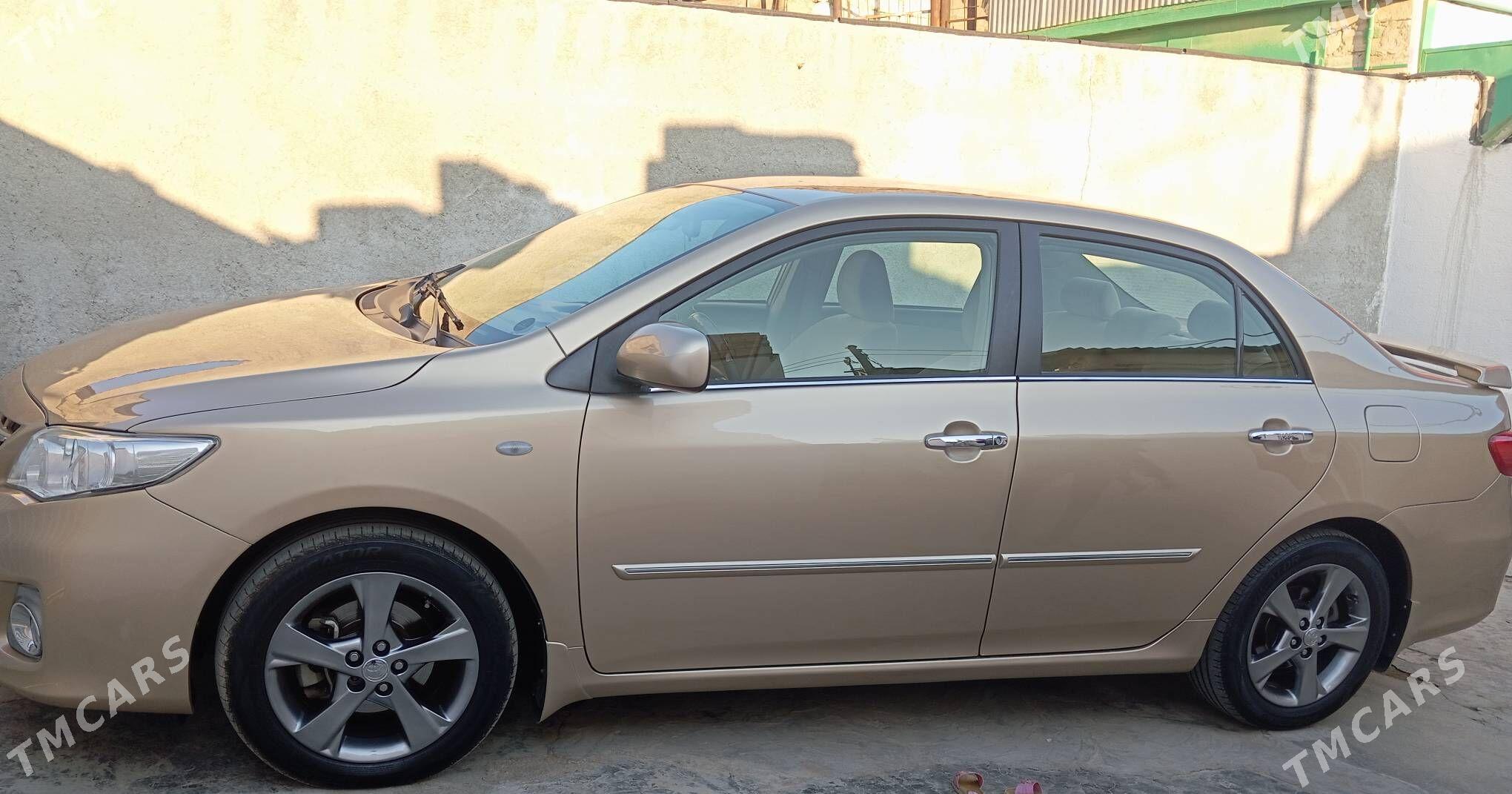 Toyota Corolla 2010 - 190 000 TMT - Türkmenbaşy - img 4
