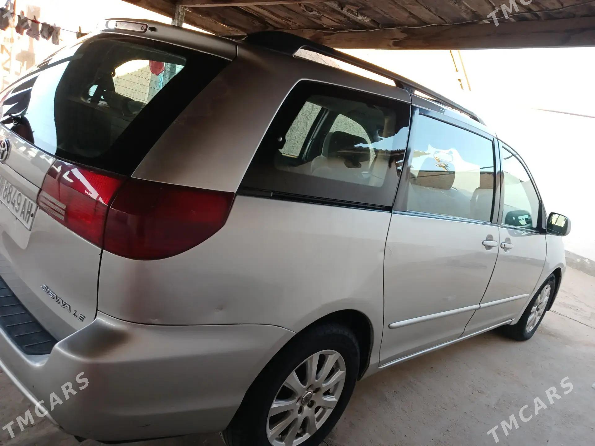 Toyota Sienna 2004 - 190 000 TMT - Серахс - img 3