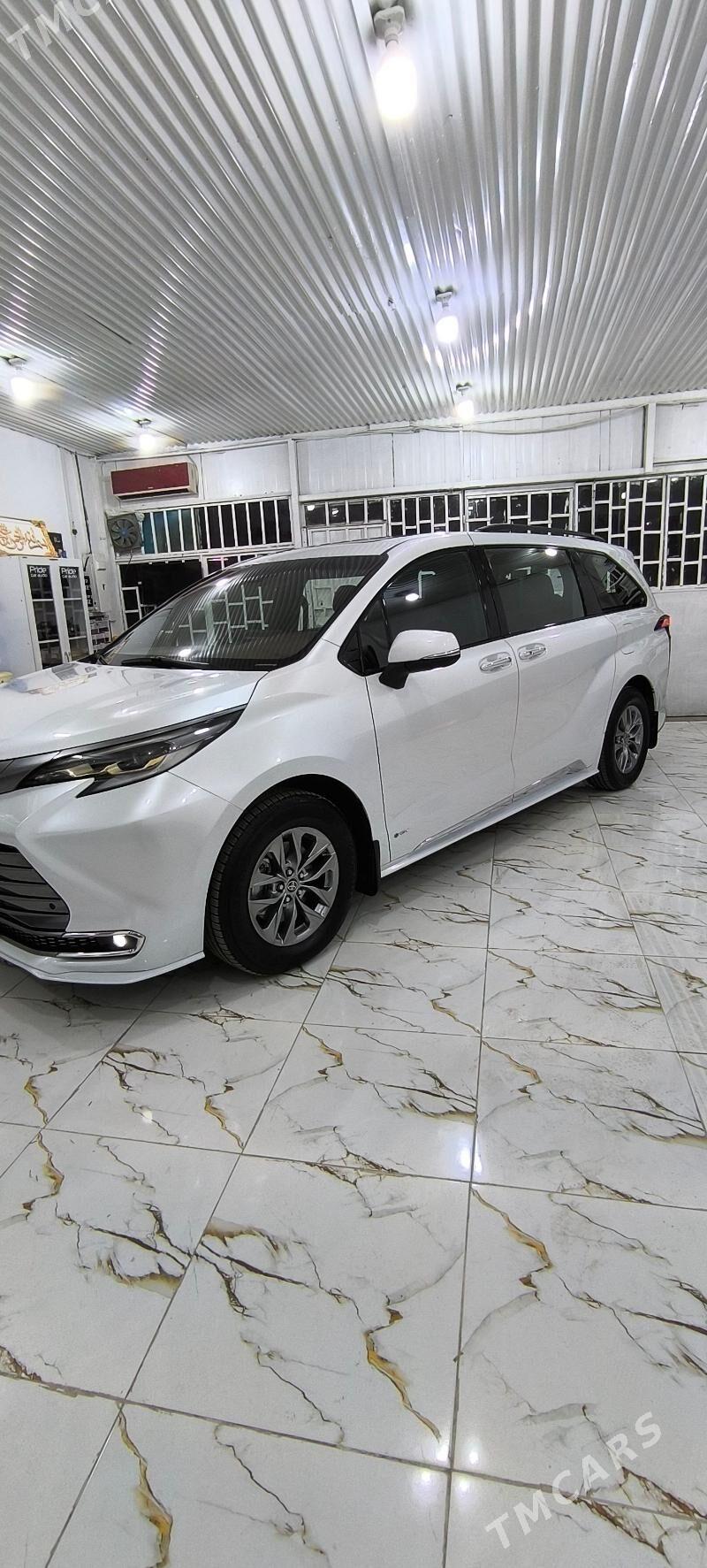 Toyota Sienna 2022 - 690 000 TMT - 11 мкр - img 10