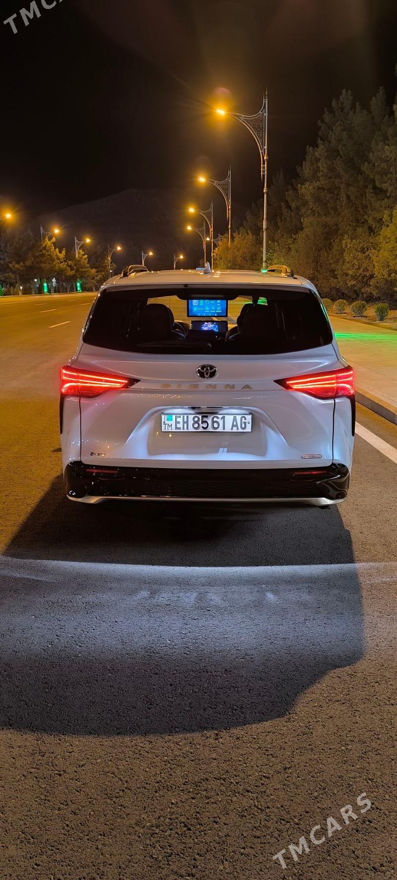 Toyota Sienna 2022 - 690 000 TMT - 11 мкр - img 4