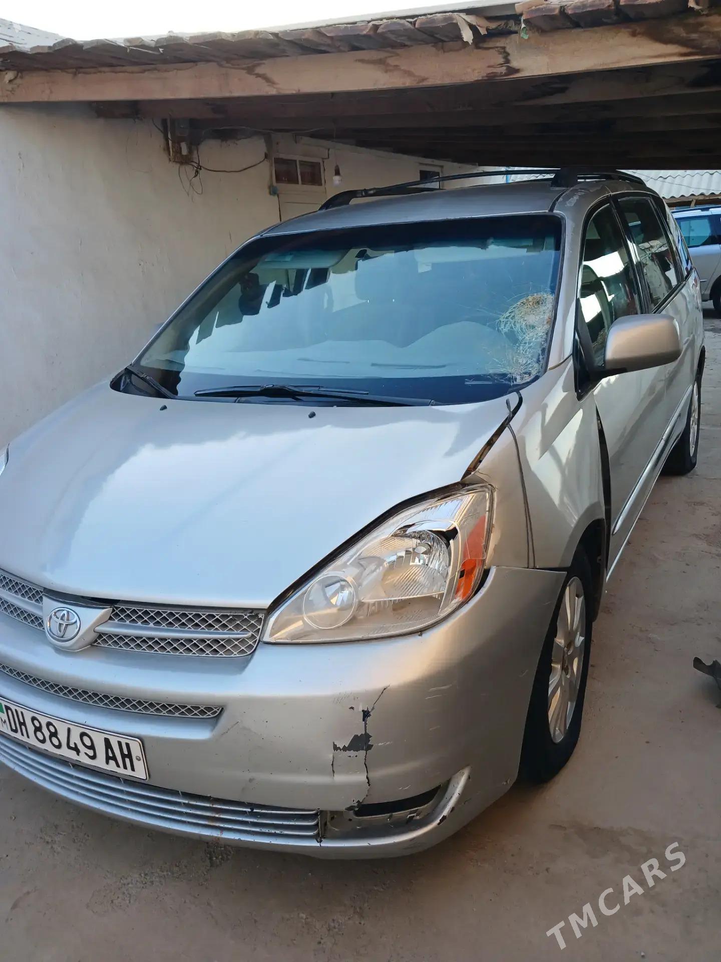 Toyota Sienna 2004 - 190 000 TMT - Серахс - img 4