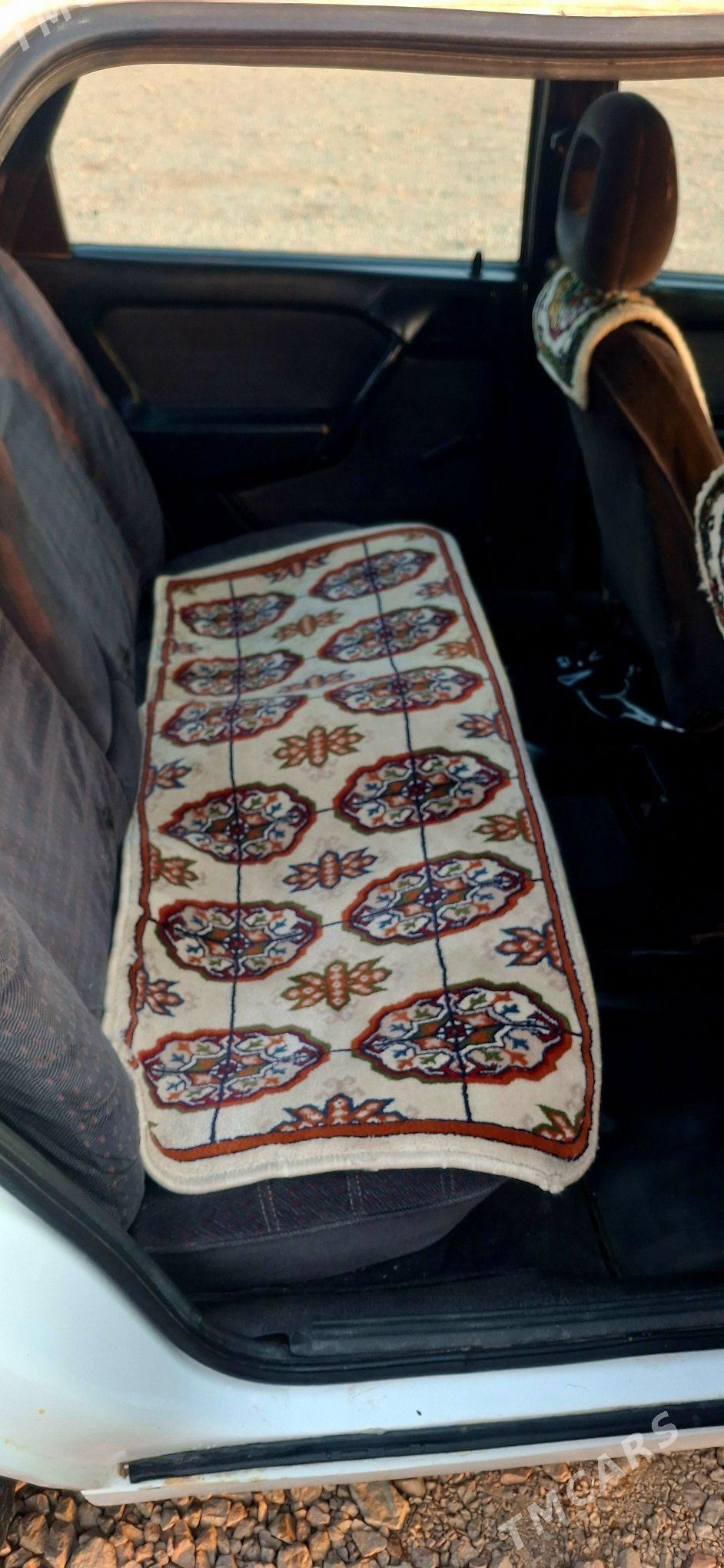 Opel Vectra 1993 - 40 000 TMT - Губадаг - img 2