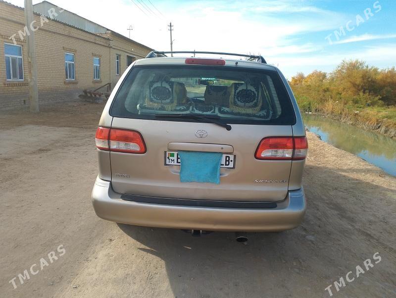 Toyota Sienna 2002 - 160 000 TMT - Дянев - img 3
