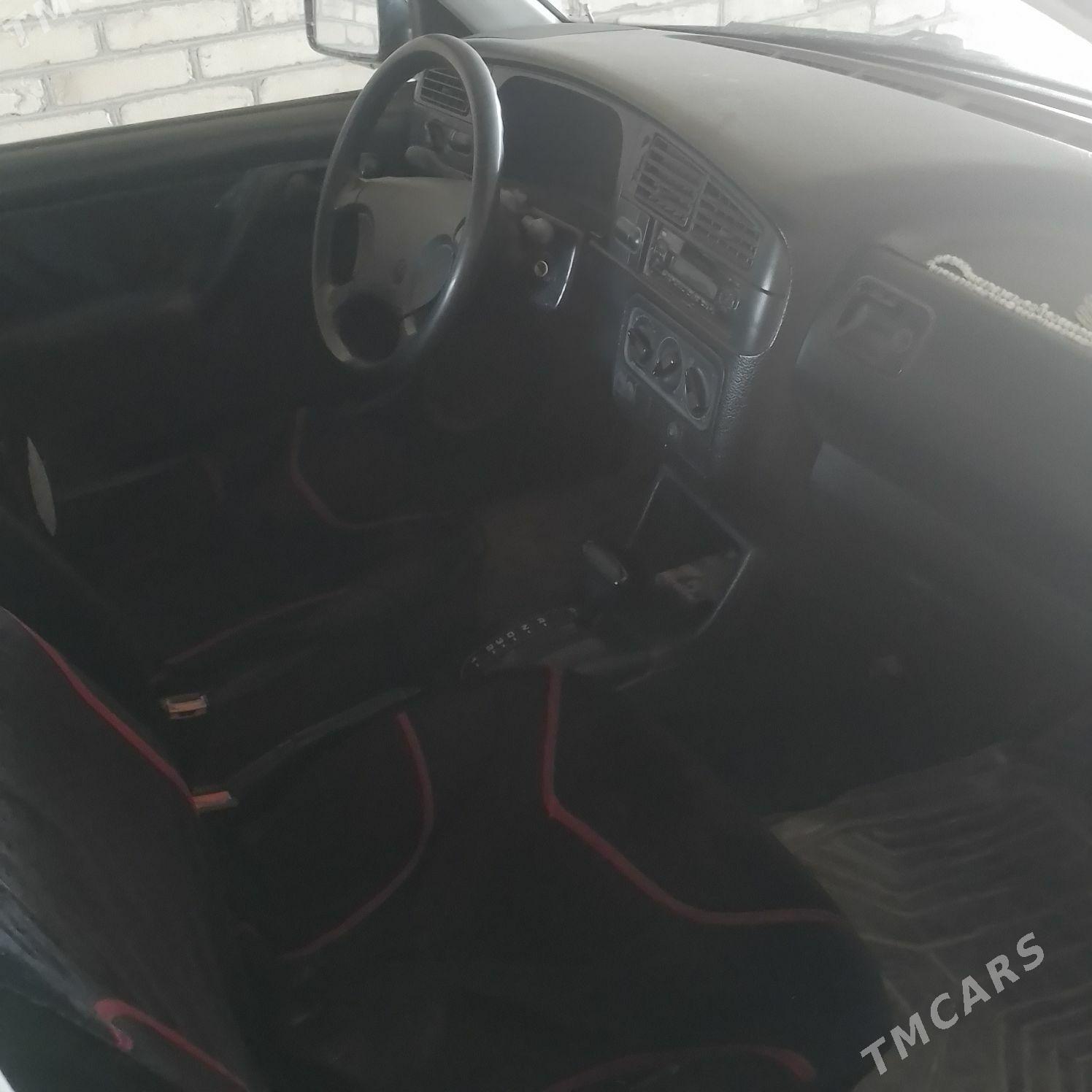 Volkswagen Golf 1992 - 22 000 TMT - Saýat - img 2