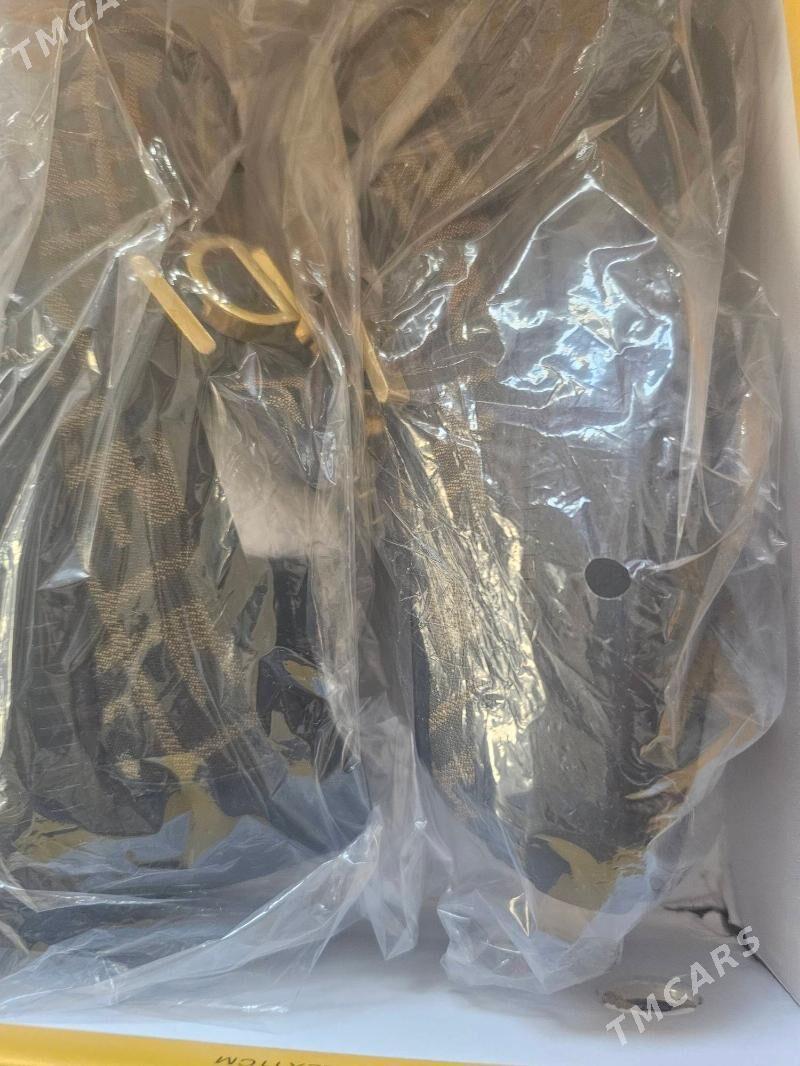 fendi köwüş - Мары - img 2