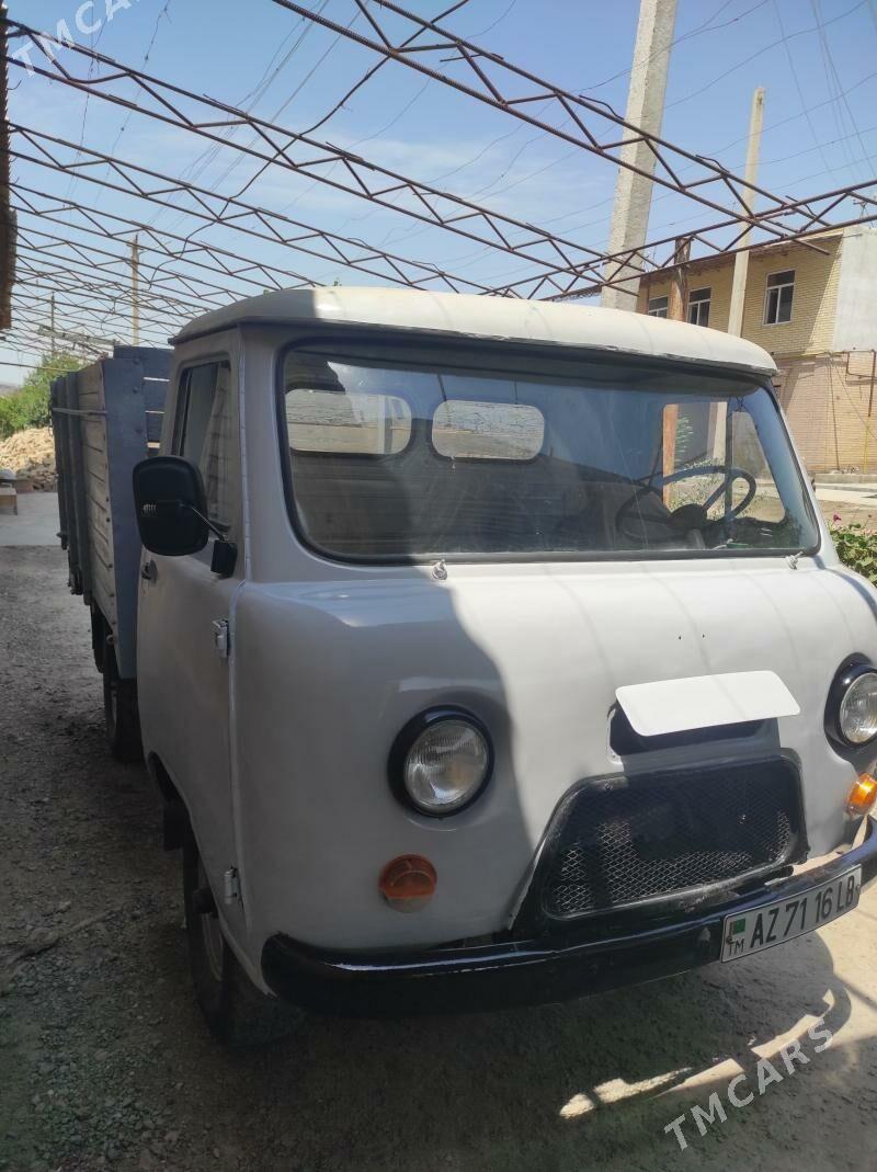 UAZ 2206 1984 - 60 000 TMT - Чарджоу - img 1