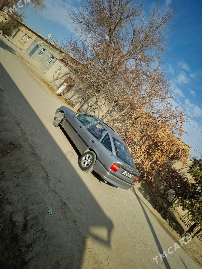 Opel Vectra 1994 - 40 000 TMT - Шабатский этрап - img 5