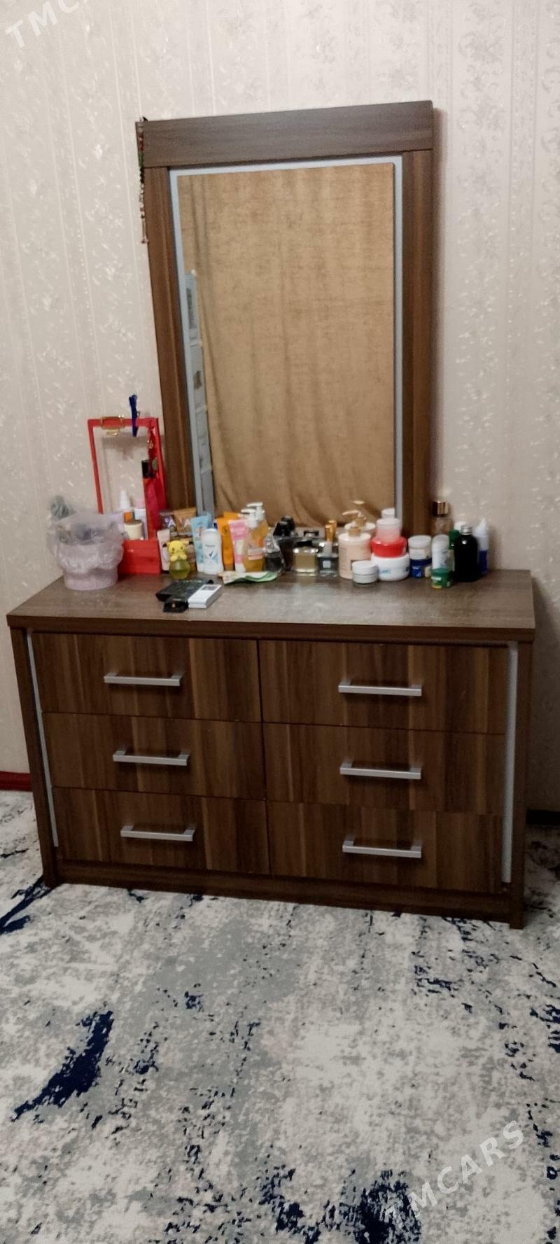 Ýüz Gorulýan Aýna - Büzmeýin - img 2