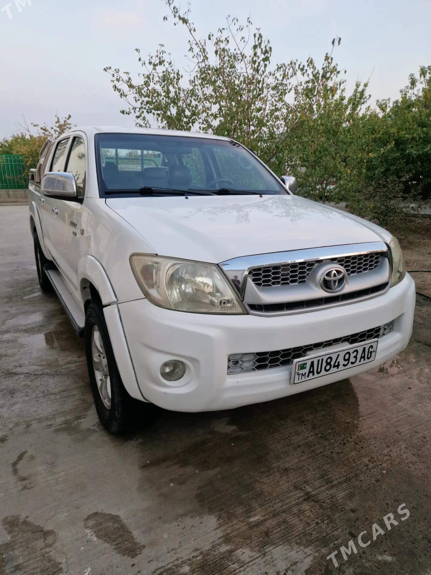 Toyota Hilux 2008 - 250 000 TMT - Ашхабад - img 1