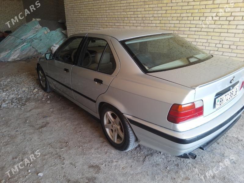 BMW 3 Series 1996 - 65 000 TMT - Dänew - img 3