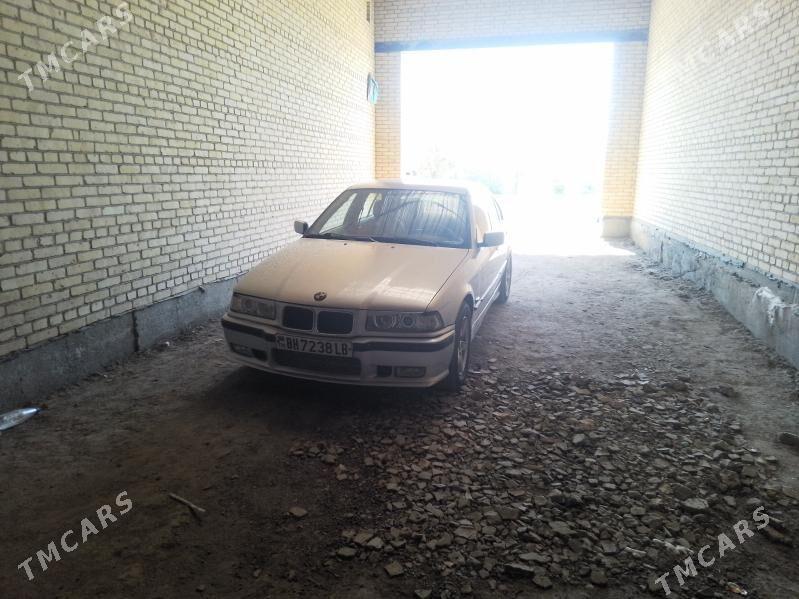 BMW 3 Series 1996 - 65 000 TMT - Dänew - img 6
