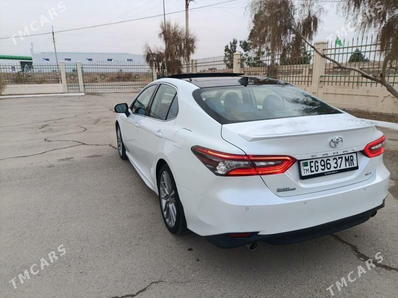 Toyota Camry 2021 - 360 000 TMT - Ýolöten - img 6