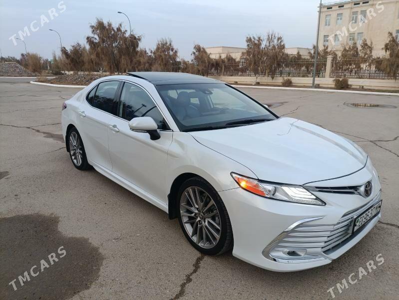 Toyota Camry 2021 - 360 000 TMT - Ýolöten - img 4