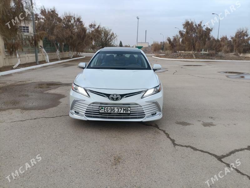 Toyota Camry 2021 - 360 000 TMT - Ýolöten - img 2