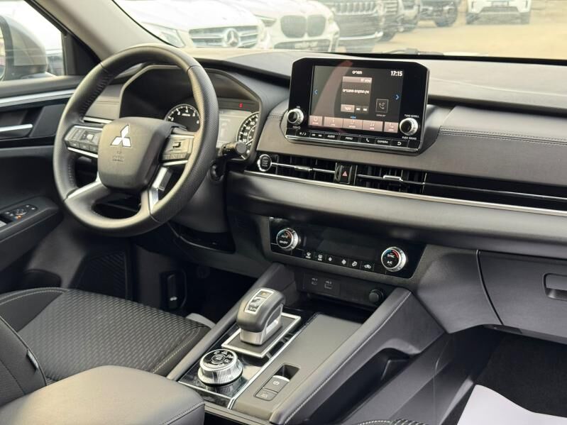 Mitsubishi Outlander 2022 - 360 000 TMT - Дашогуз - img 7