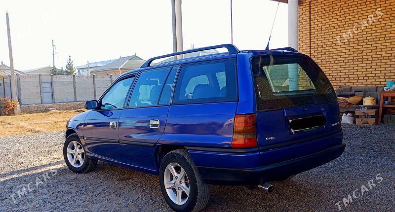 Opel Astra 1995 - 46 000 TMT - Мары - img 4