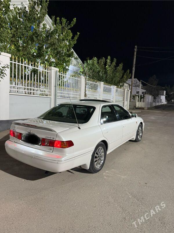 Toyota Camry 2001 - 275 000 TMT - Bäherden - img 4