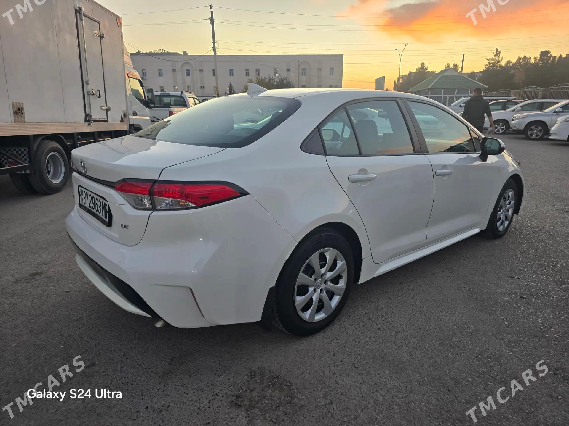 Toyota Camry 2021 - 230 000 TMT - Мары - img 4
