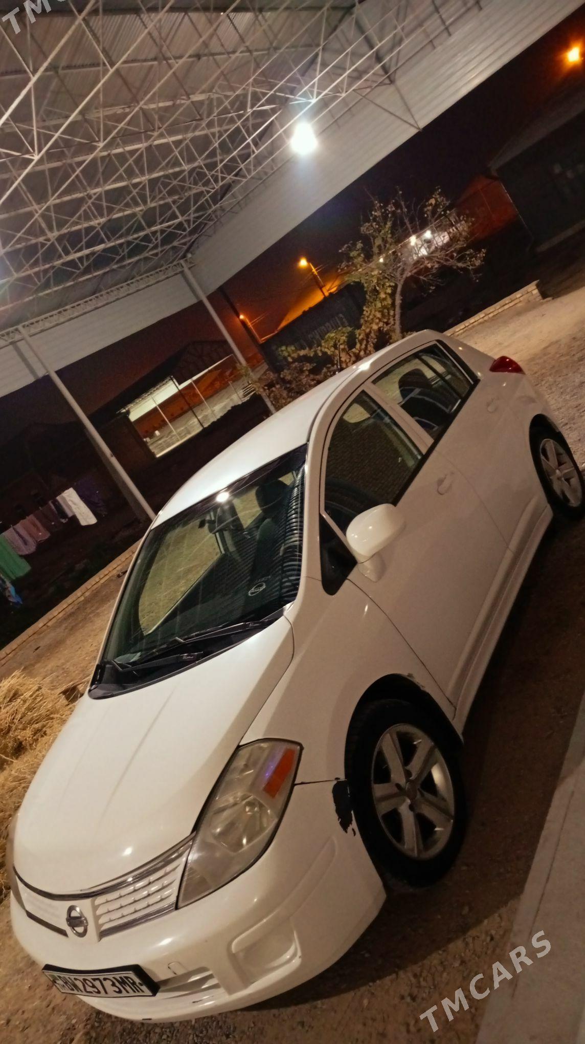 Nissan Versa 2012 - 115 000 TMT - Mary - img 8