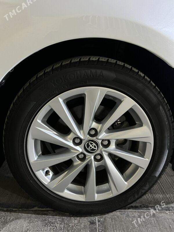 Toyota Camry 2021 - 330 000 TMT - Мары - img 7
