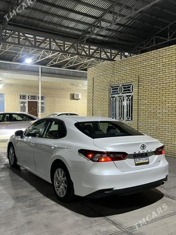 Toyota Camry 2021 - 330 000 TMT - Мары - img 4