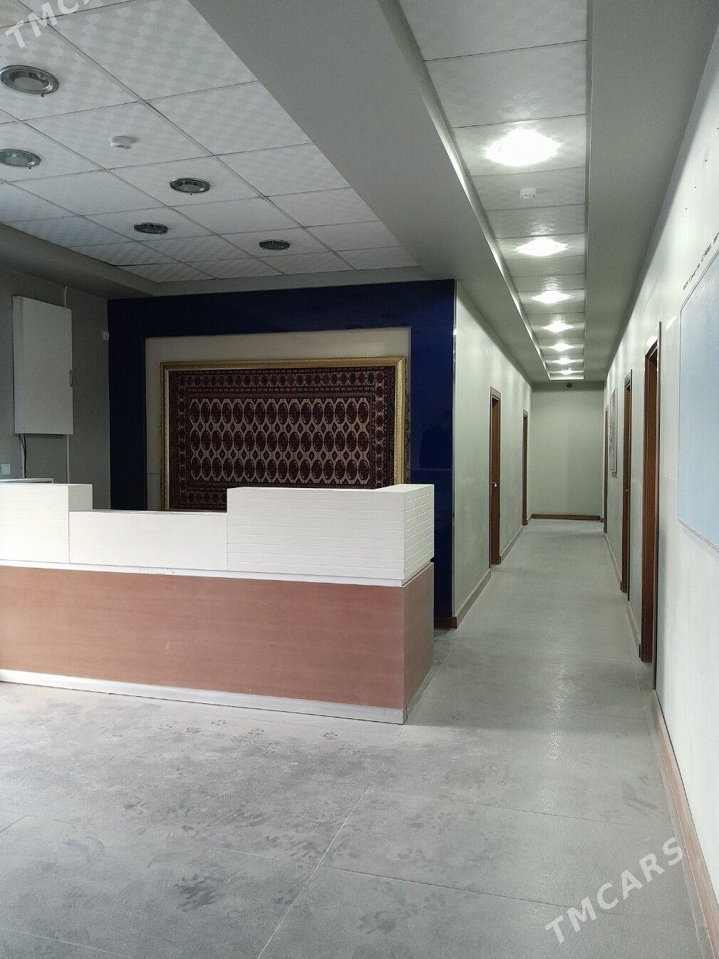 ОФИС ЗДАНИЕ. БЕЗМЕИН - 600М2 - Büzmeýin - img 2