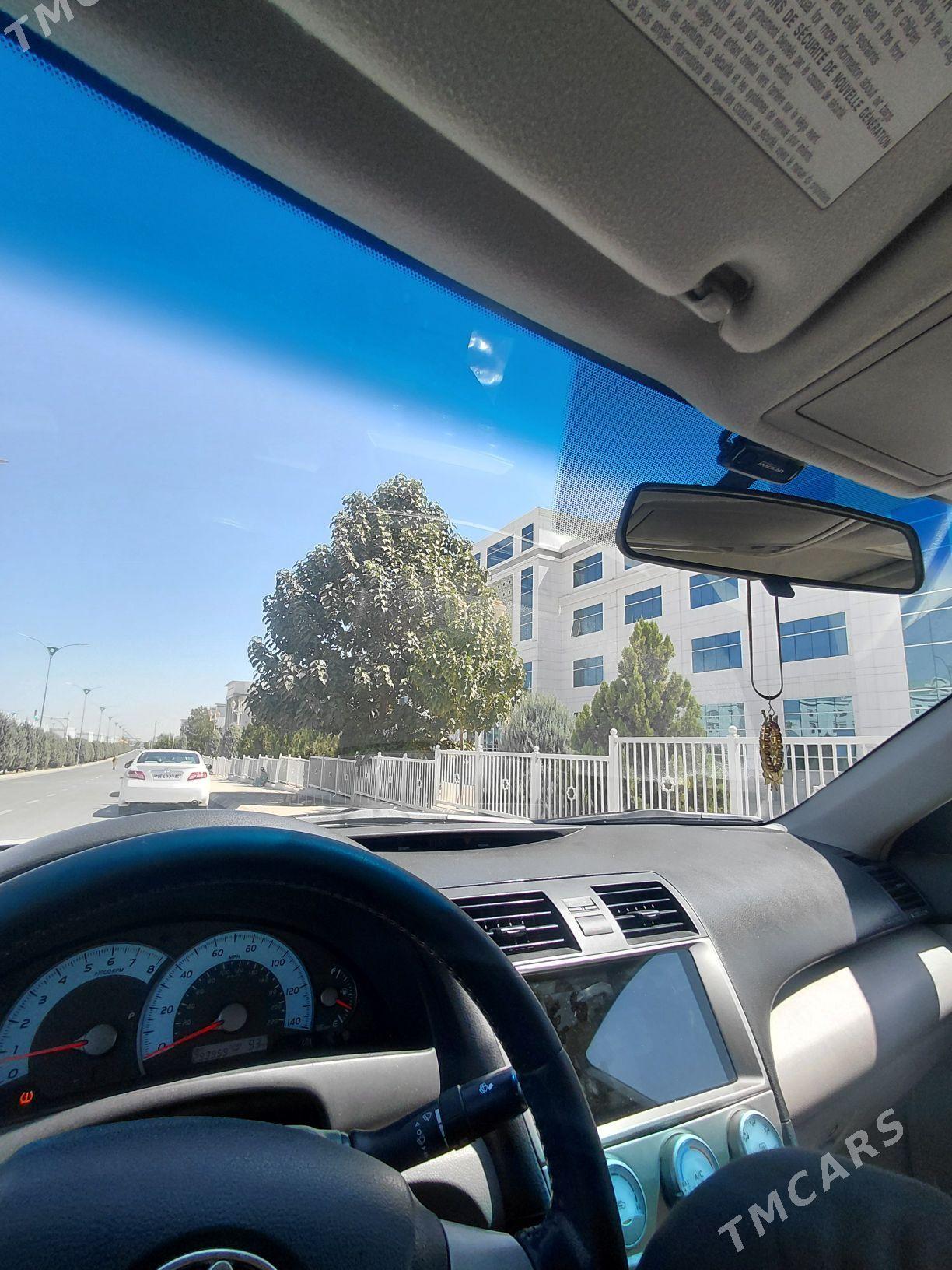 Toyota Camry 2011 - 220 000 TMT - Бузмеин - img 6