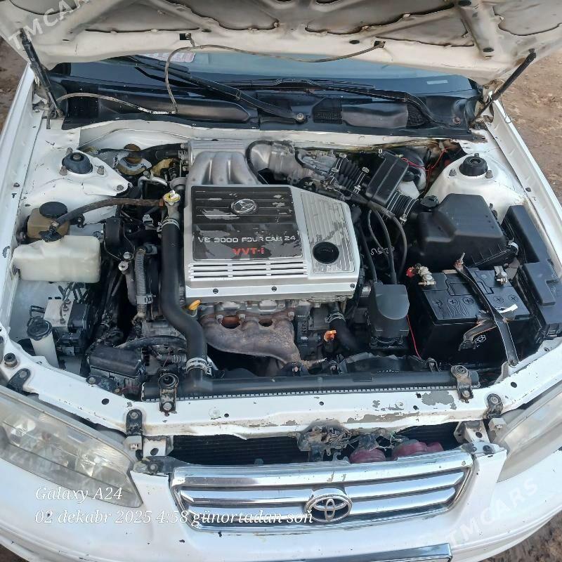 Toyota Camry 2000 - 140 000 TMT - Теджен - img 8