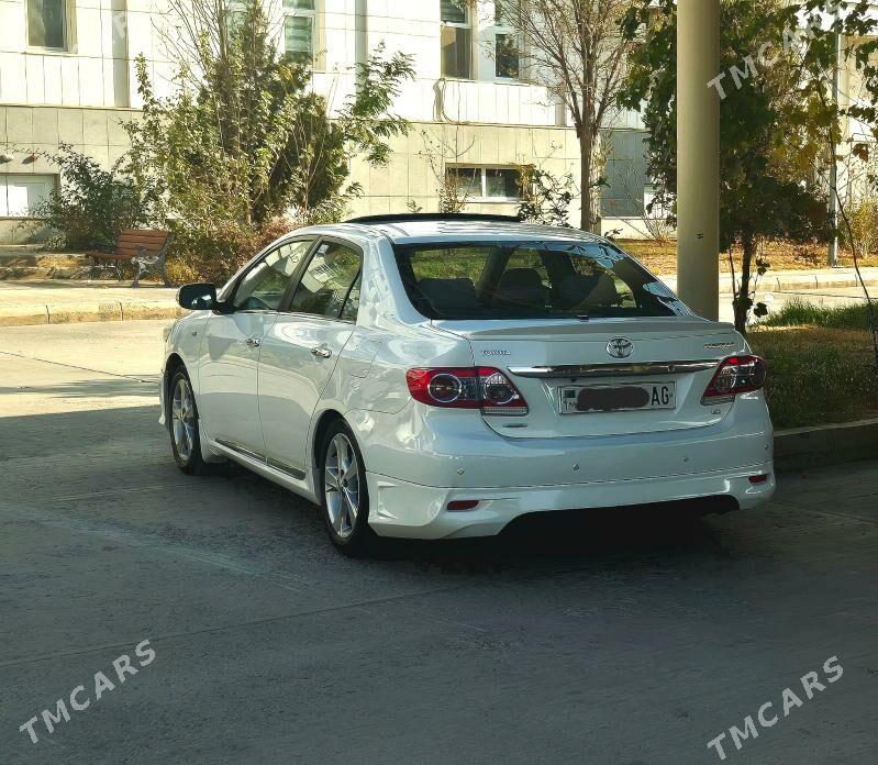Toyota Corolla 2013 - 240 000 TMT - Кëши - img 2