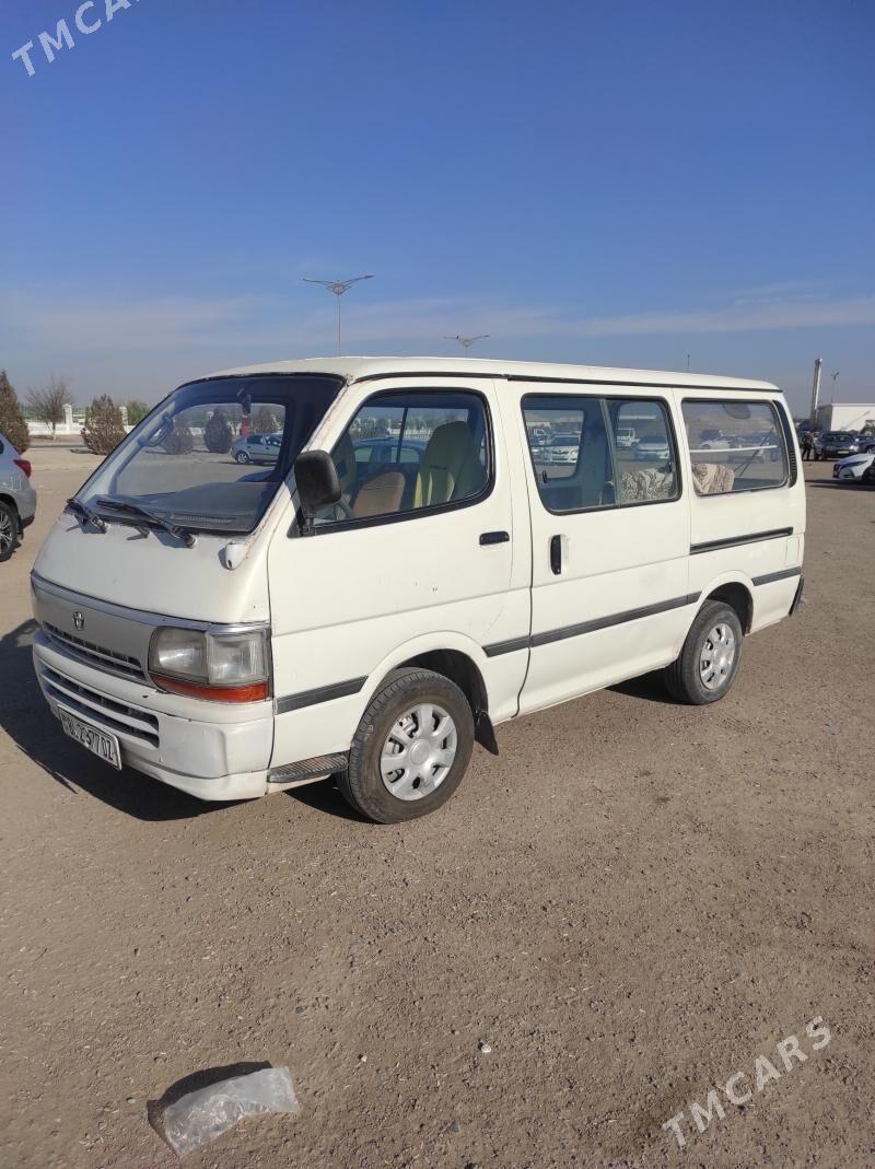 Toyota Hiace 1995 - 90 000 TMT - Гурбансолтан Едже - img 2