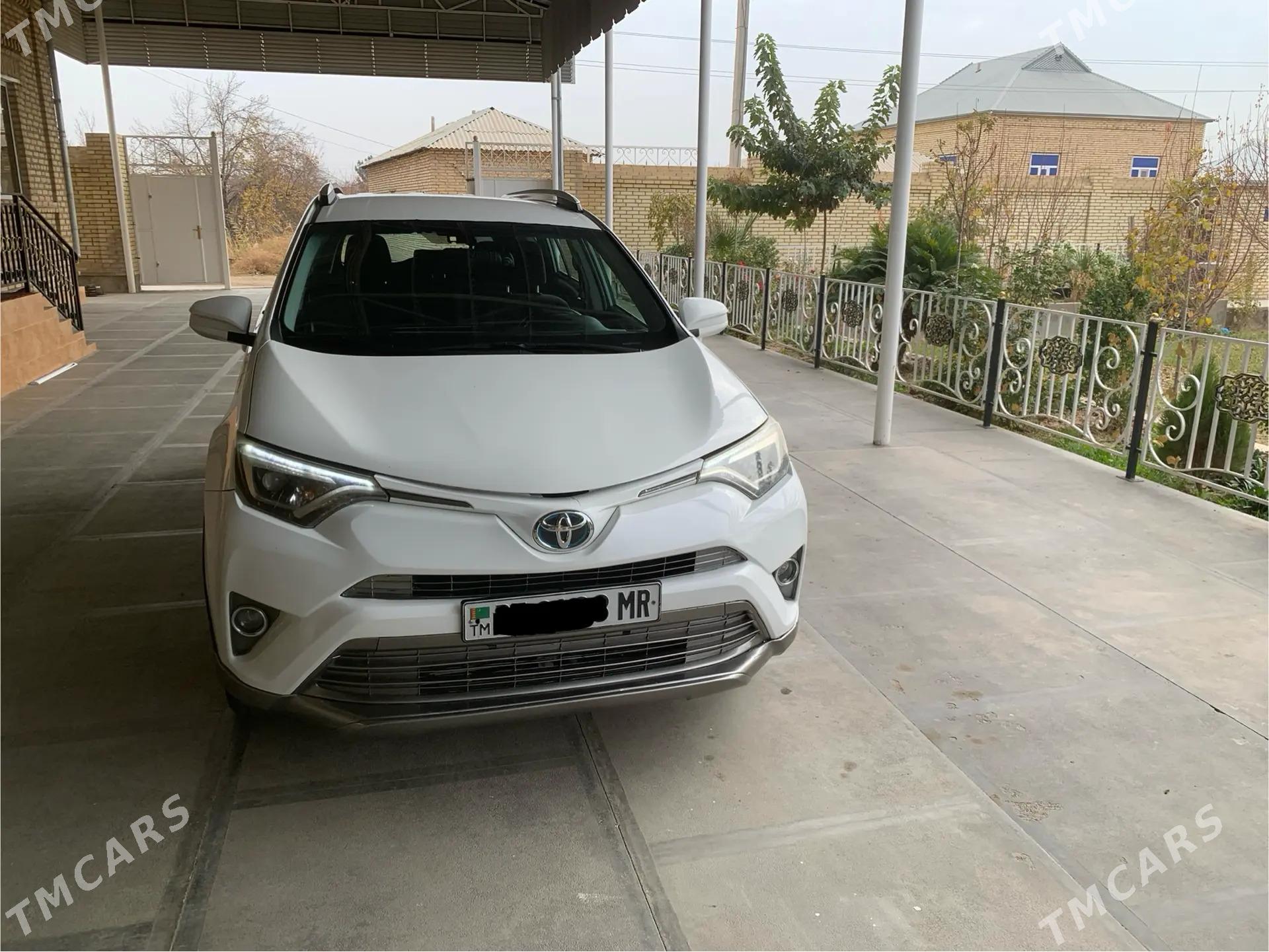 Toyota RAV4 2016 - 270 000 TMT - Mary - img 4