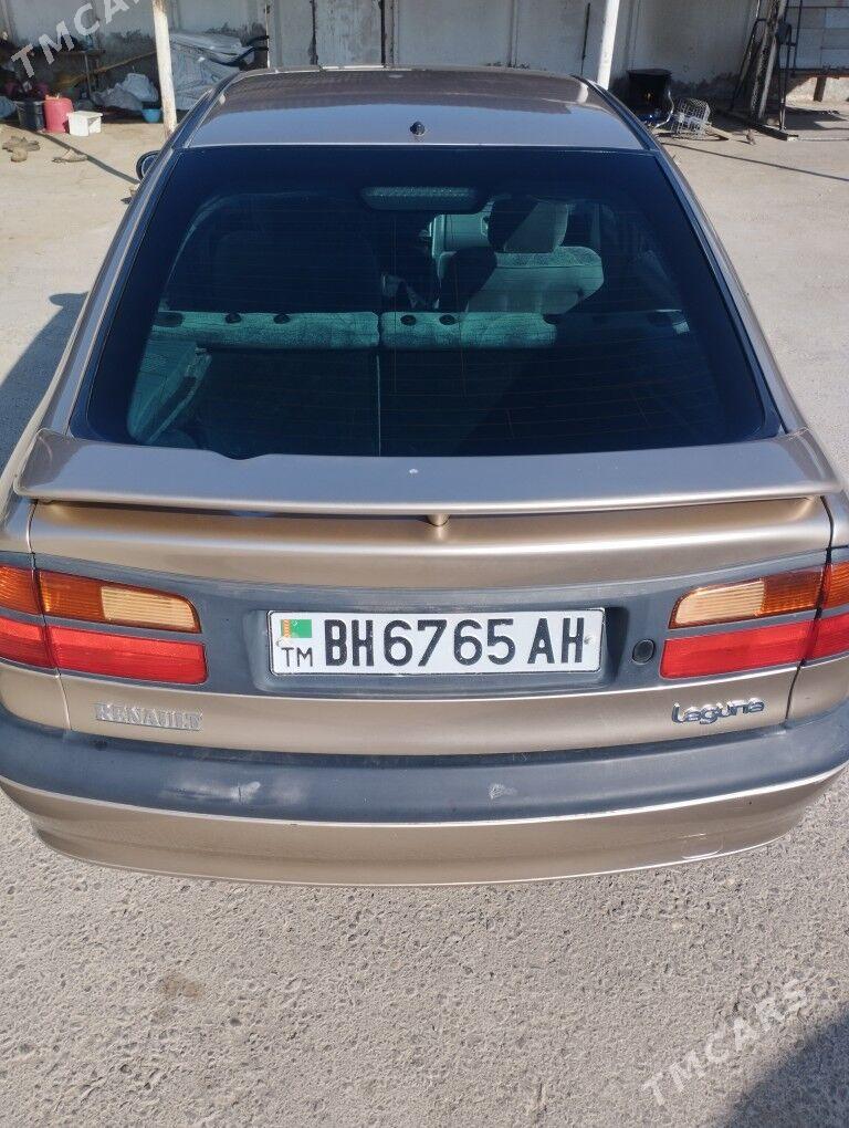Renault Laguna 1 2000 - 45 000 TMT - Гарадамак - img 4