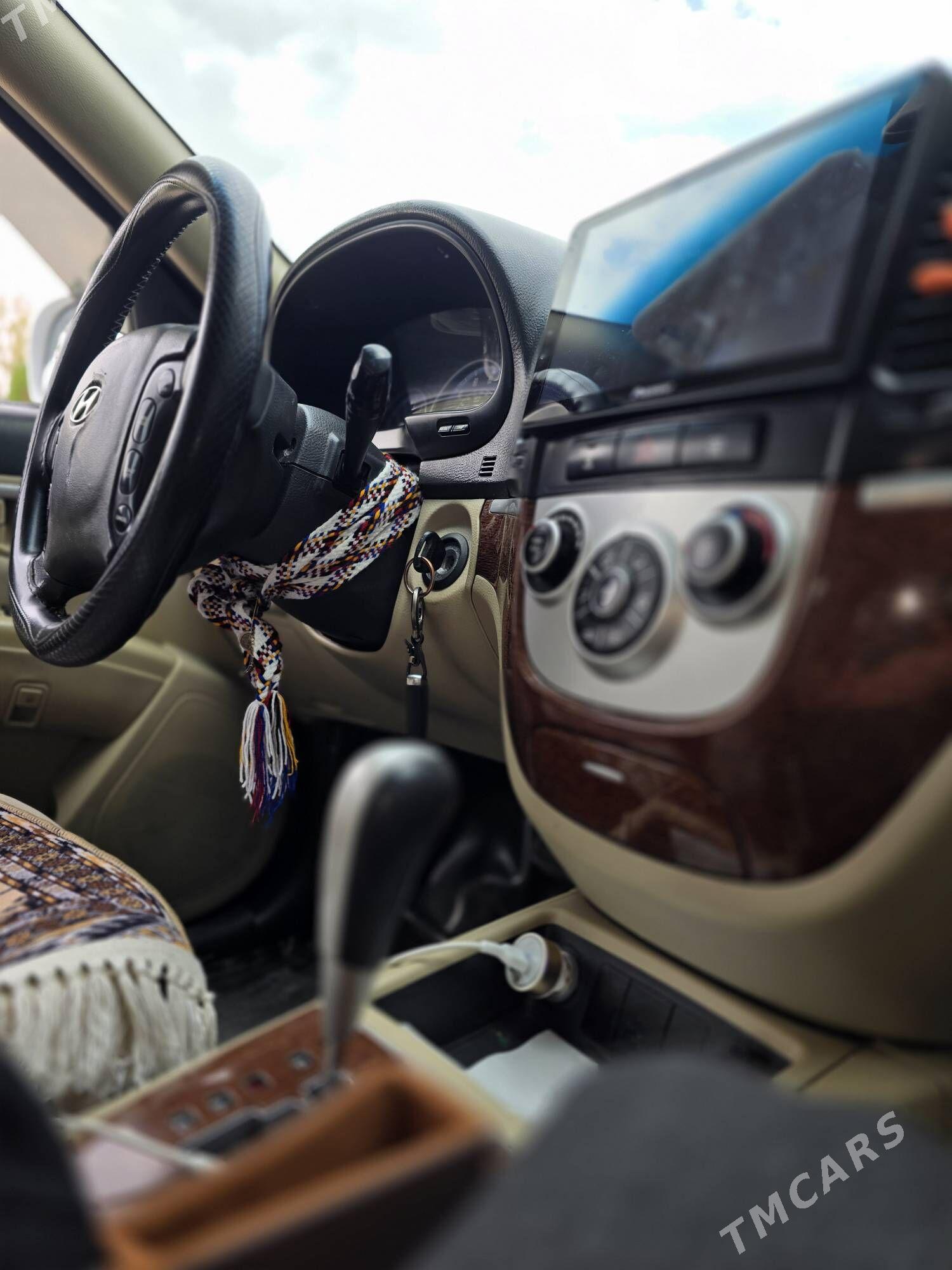 Hyundai Santa Fe 2007 - 200 000 TMT - Aşgabat - img 7