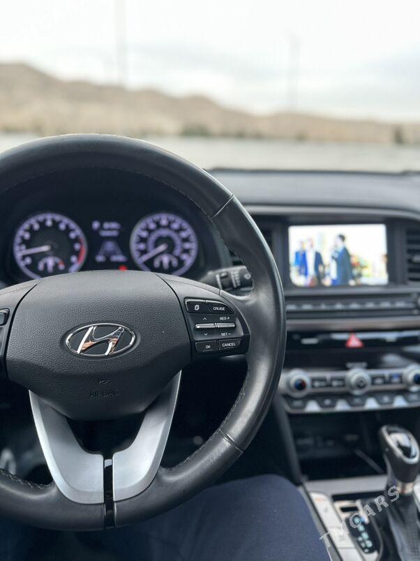 Hyundai Elantra 2020 - 232 000 TMT - Aşgabat - img 5